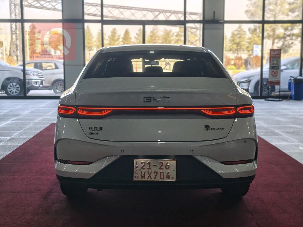 بی وای دی Qin Plus